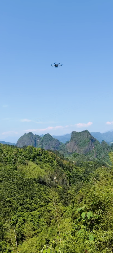 广西钻机设备吊运案例
